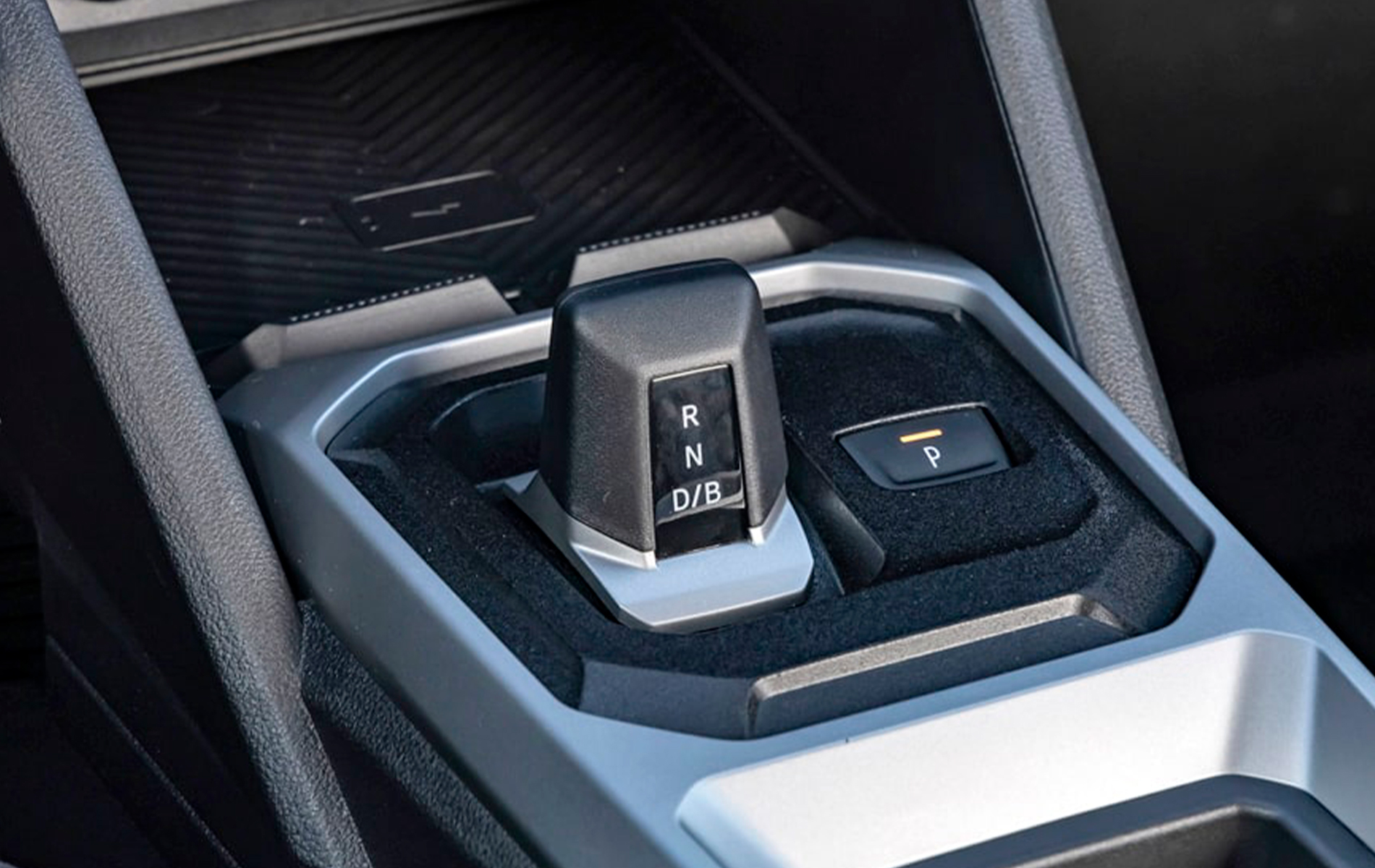 RENAULT Duster New миниатюра /