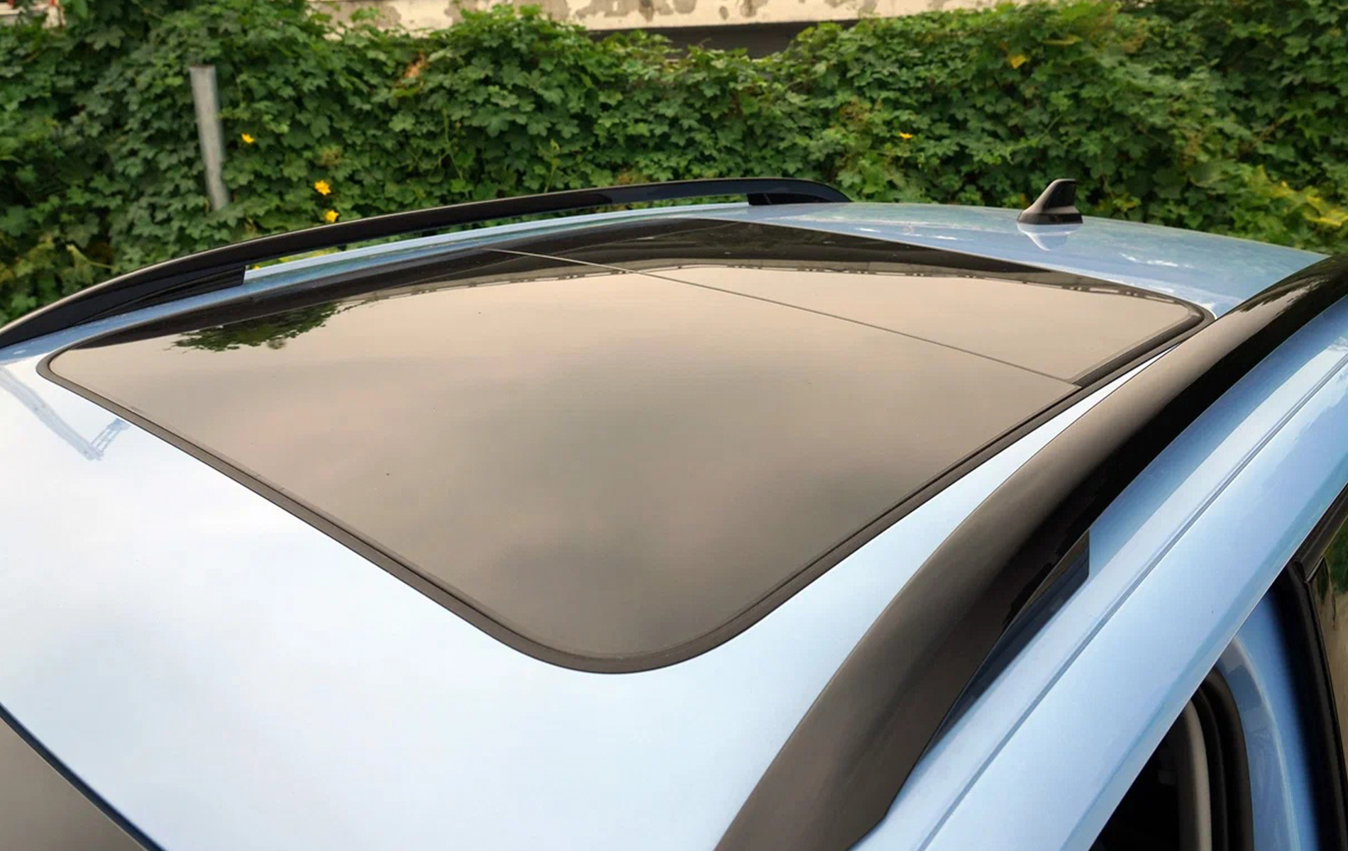 VOLKSWAGEN Tharu XR миниатюра /
