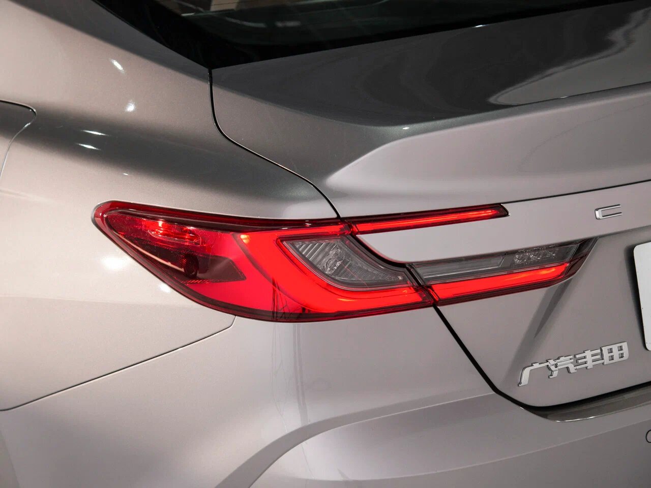 TOYOTA Camry миниатюра /