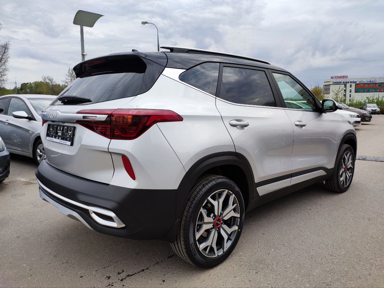 KIA Seltos миниатюра /