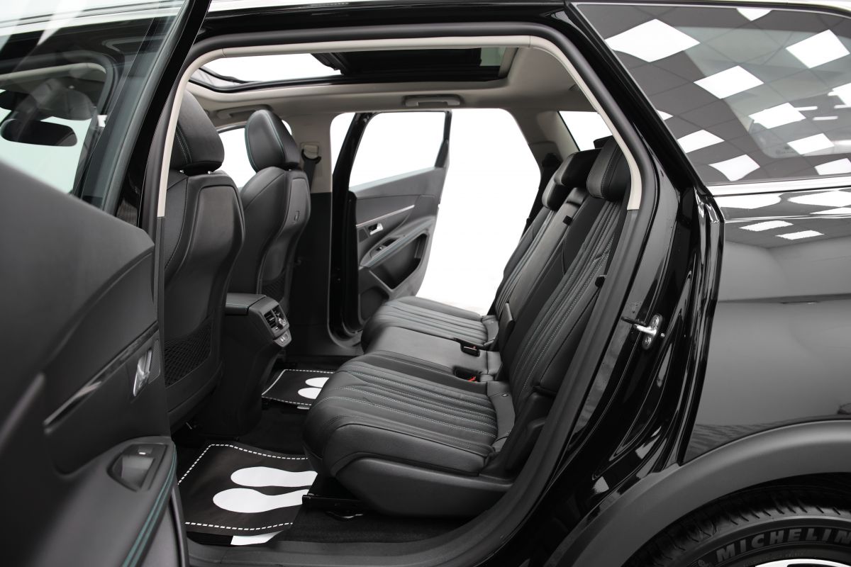PEUGEOT 5008 миниатюра /
