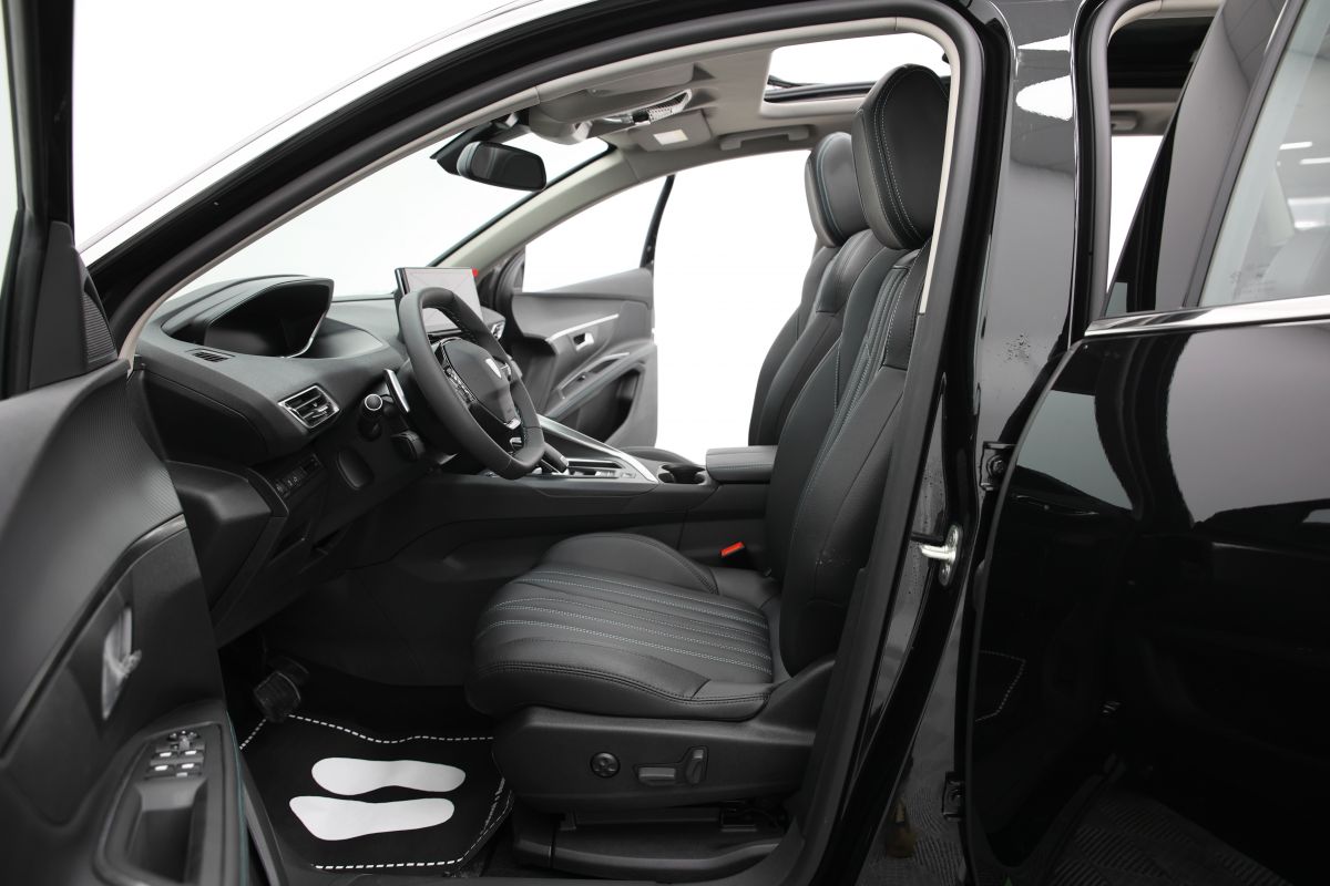 PEUGEOT 5008 миниатюра /
