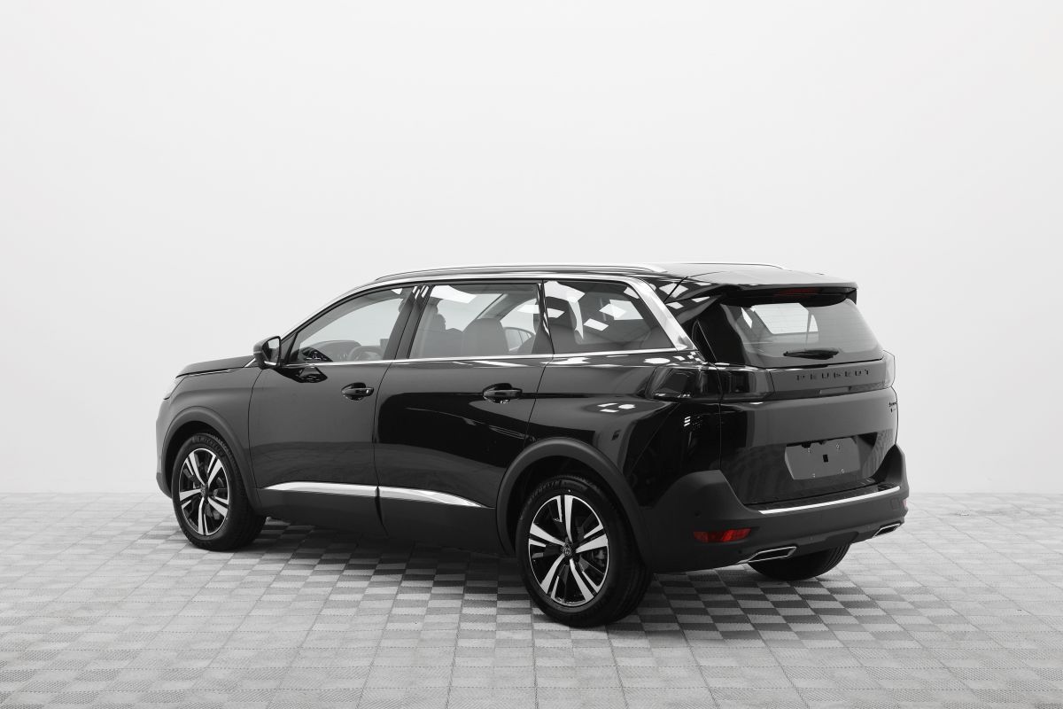 PEUGEOT 5008 миниатюра /