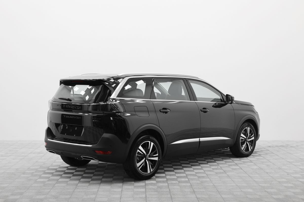 PEUGEOT 5008 миниатюра /