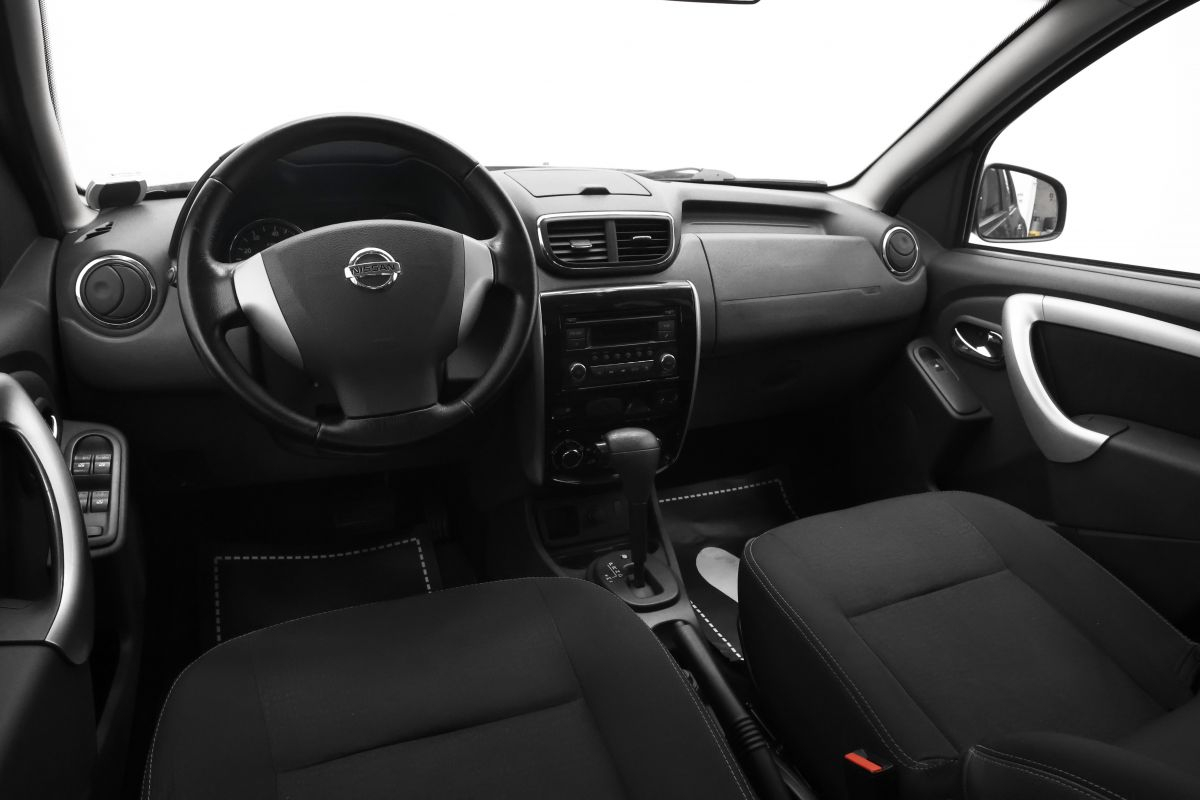 NISSAN Terrano миниатюра /