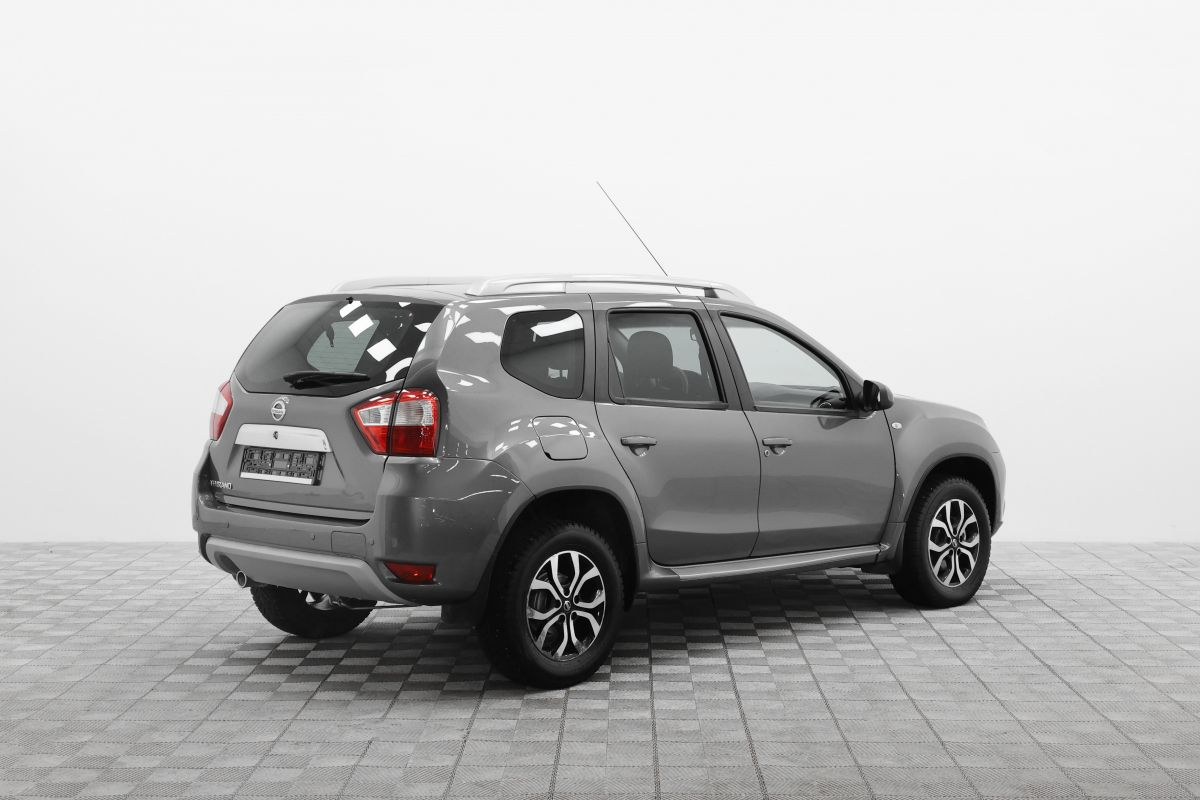 NISSAN Terrano миниатюра /