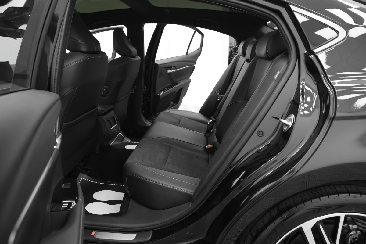TOYOTA Camry миниатюра /
