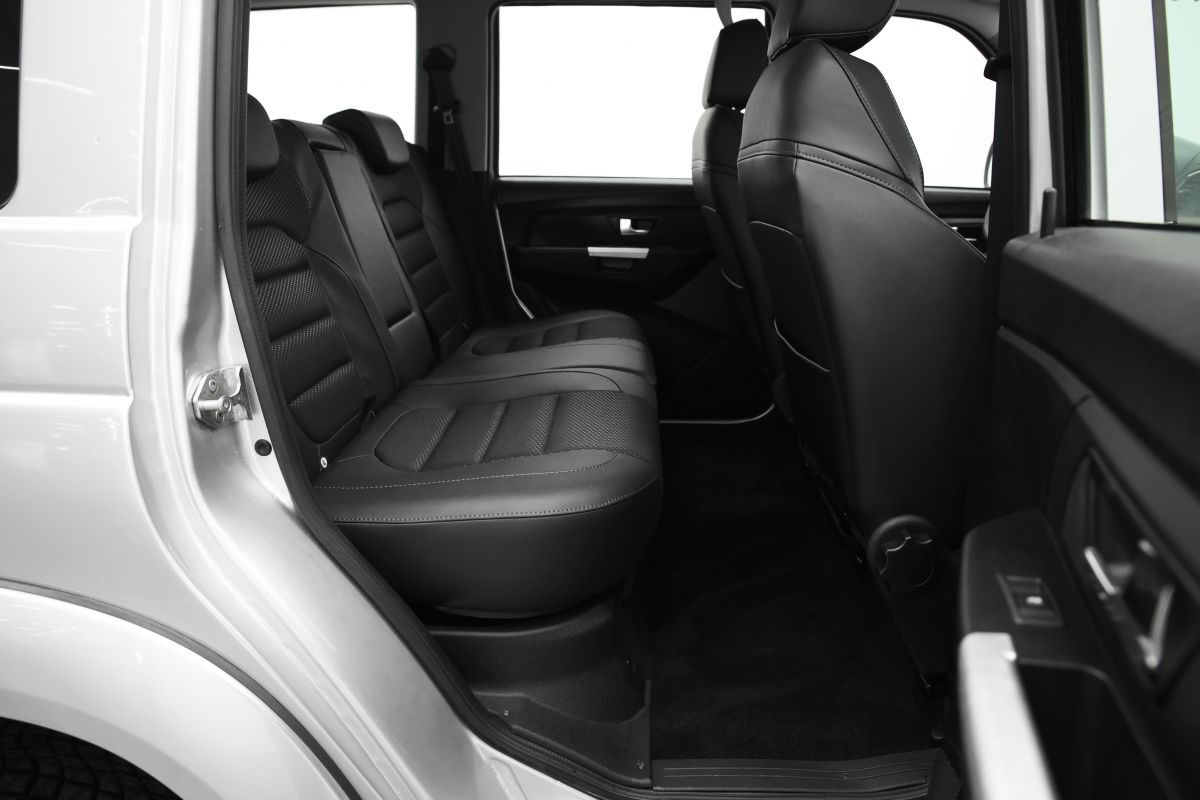 UAZ Patriot миниатюра /