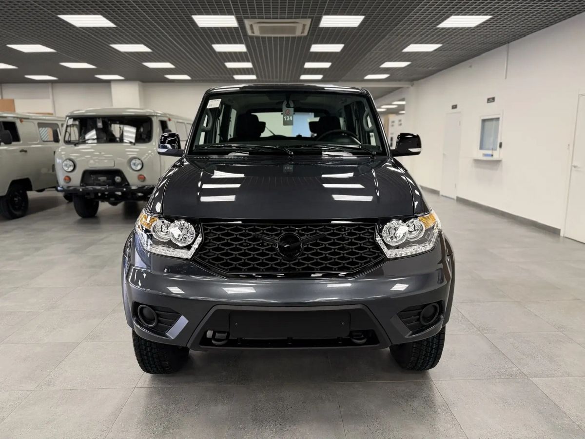 UAZ Patriot миниатюра /