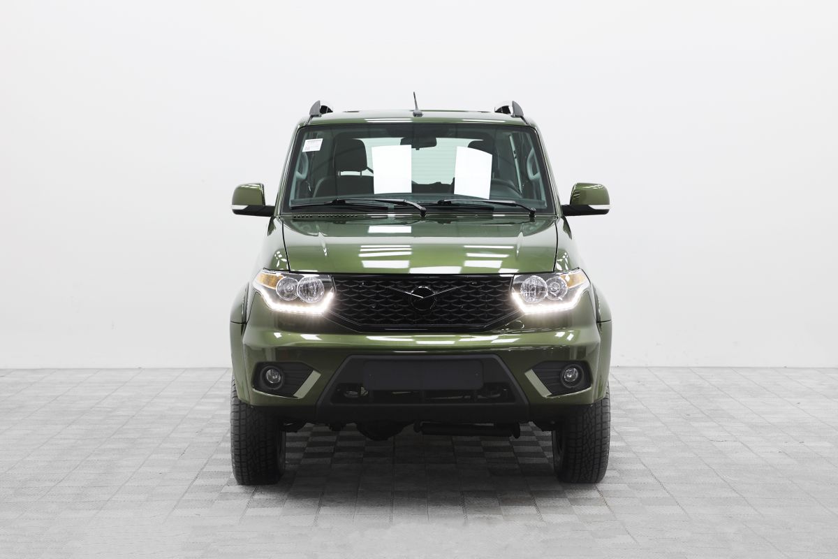 UAZ Patriot миниатюра /