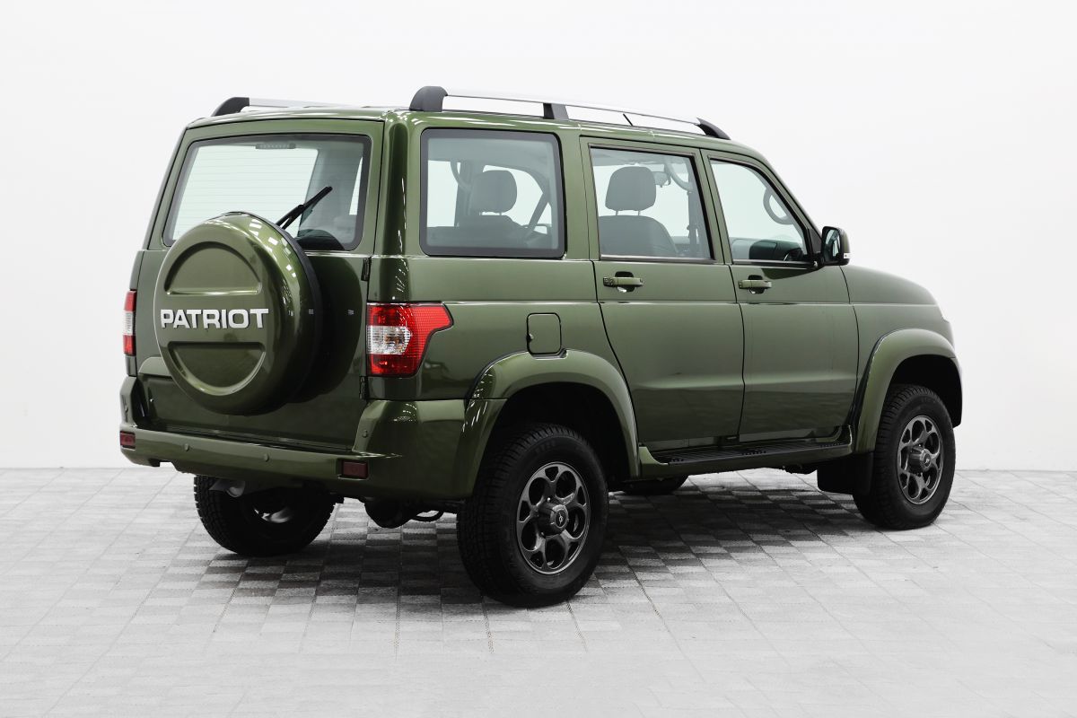 UAZ Patriot миниатюра /