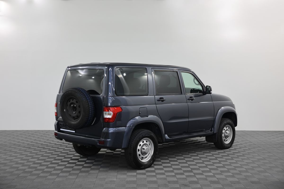 UAZ Patriot миниатюра /