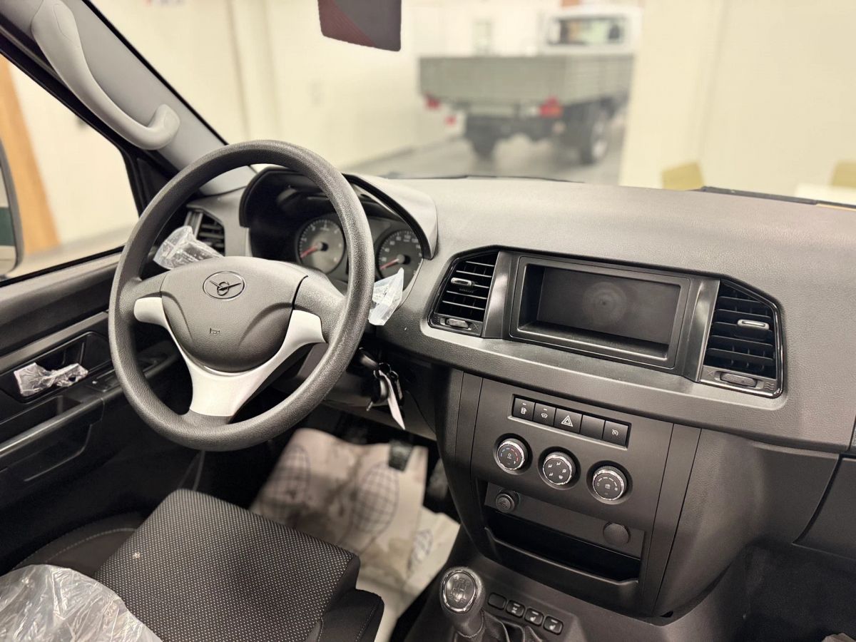 UAZ Профи Однорядная кабина миниатюра /