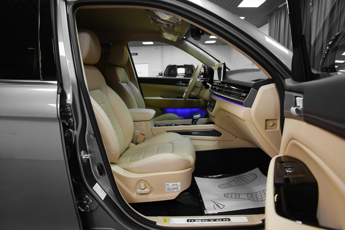 KGM Rexton миниатюра /