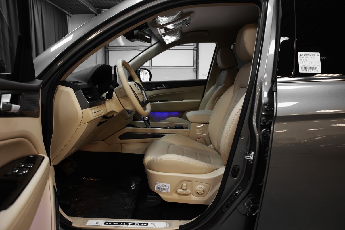 KGM Rexton миниатюра /