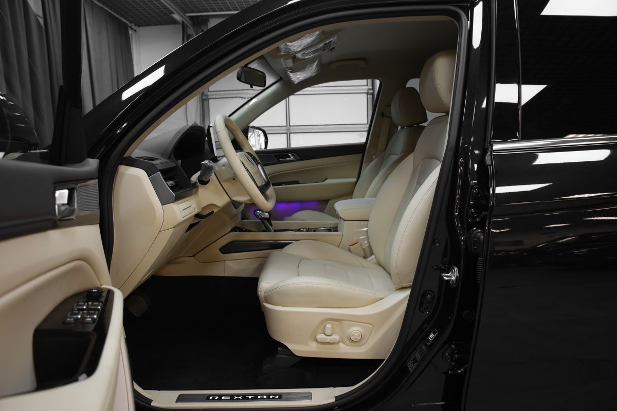 KGM Rexton миниатюра /