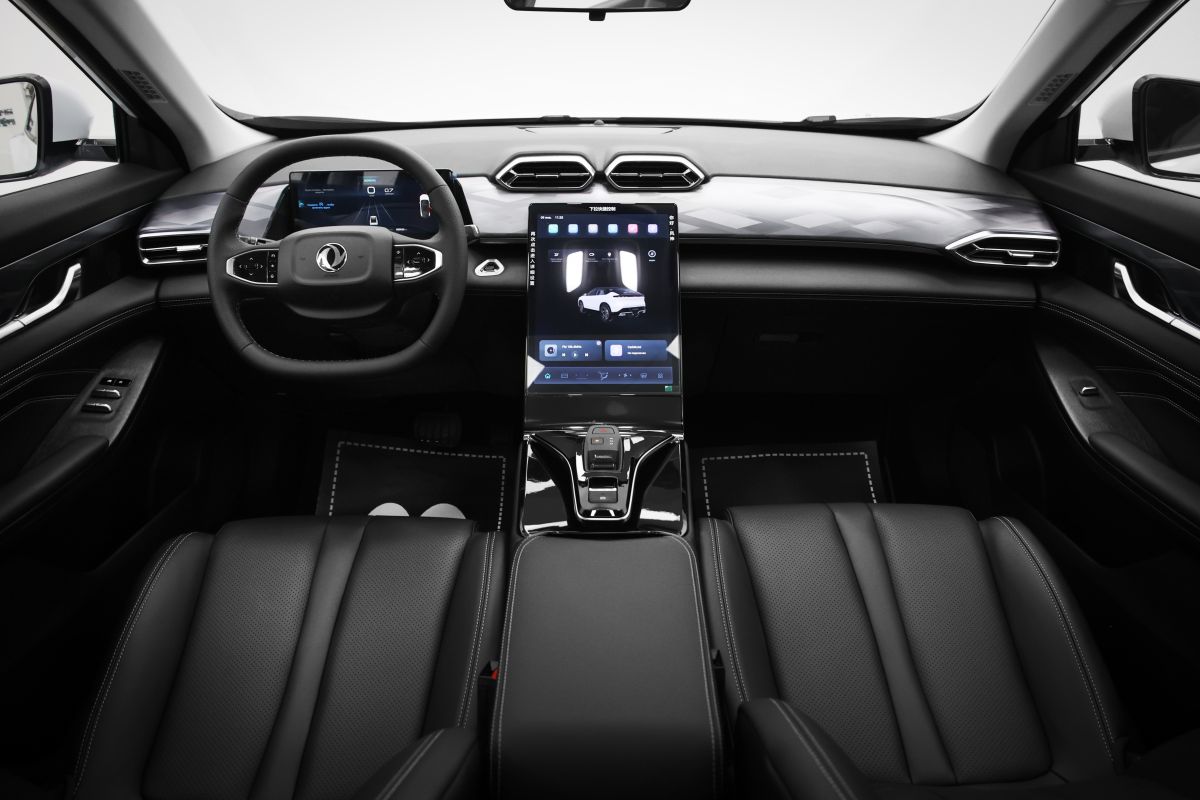 DONGFENG Mage миниатюра /