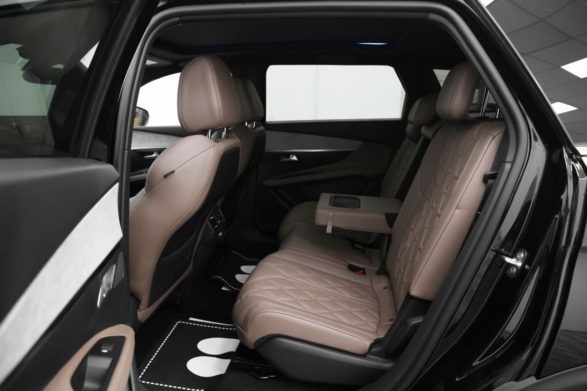 PEUGEOT 5008 миниатюра /