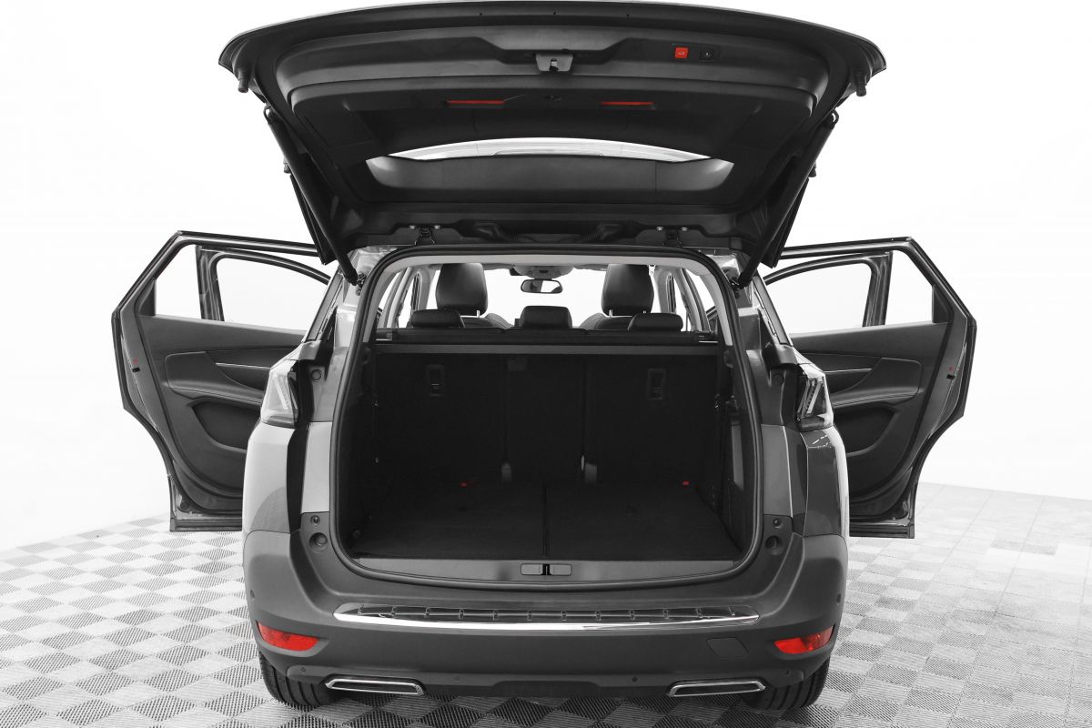 PEUGEOT 5008 миниатюра /