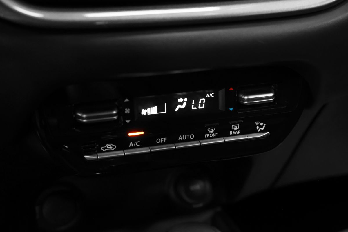 SUZUKI Baleno миниатюра /